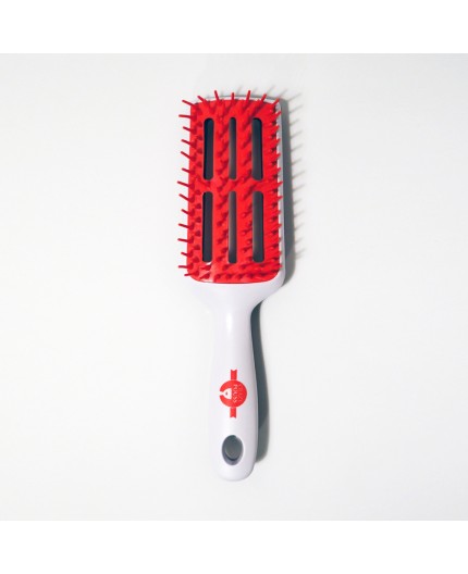 Crazy Pouss brosse Demelante