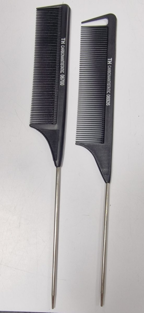 Th Peigne A Queue Avec Metal # 06926 Et 06700 # Noir